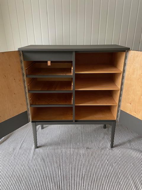 återbruk redesign remake återanvändning medvetenkonsumtion miljötänk möbler inredning inredningsdetaljer heminredning unika utvalda personligt fusionmineralpaint handmålat inredare värmdö saltarö handlalokalt skapa kreativ inspiration vackrahem